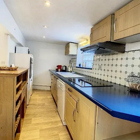 Charmant Triplex Centre-ville De * Chantilly