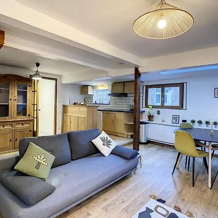 Charmant Triplex Centre-ville De *